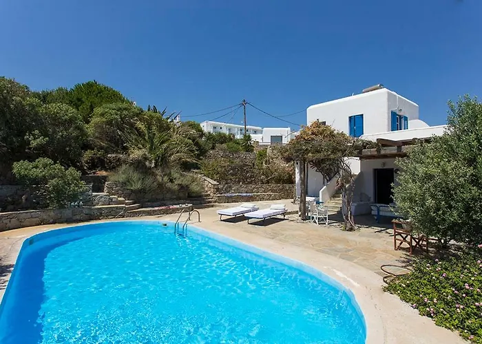 Traditional Mykonian Ornos (Mykonos)